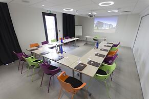 Le NexHotel