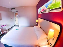 ibis Styles Montbeliard Centre Velotte