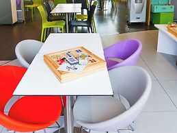 ibis Styles Montbeliard Centre Velotte