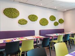 ibis Styles Montbeliard Centre Velotte