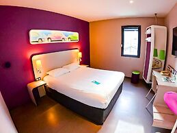 ibis Styles Montbeliard Centre Velotte