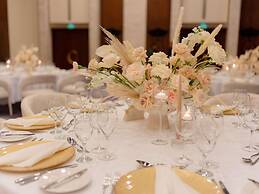 Sofitel Dubai The Palm Resort & Spa