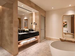 Sofitel Dubai The Palm Resort & Spa