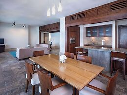 Sofitel Dubai The Palm Resort & Spa