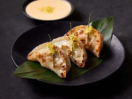 Sofitel Dubai The Palm Resort & Spa