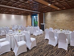Sofitel Dubai The Palm Resort & Spa