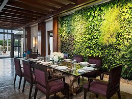 Sofitel Dubai The Palm Resort & Spa