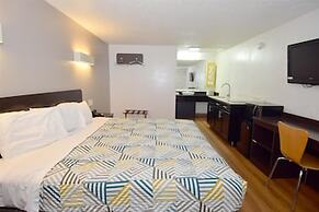 Motel 6 Hamburg, NY
