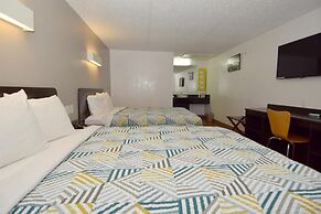 Motel 6 Hamburg, NY