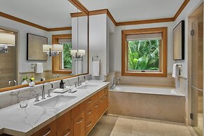 The Resort at Kapalua Bay, Maui