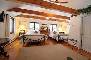 The Old Saco Inn