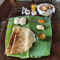 Grassroots Wayanad, Valley-view Tents