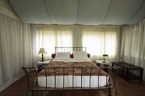 Grassroots Wayanad, Valley-view Tents