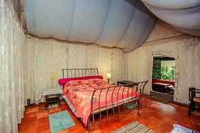 Grassroots Wayanad, Valley-view Tents