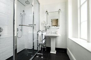 Kaya Great Northern Hotel