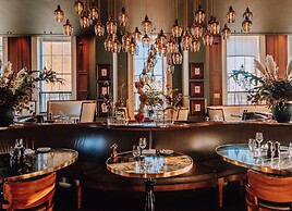 Kaya Great Northern Hotel