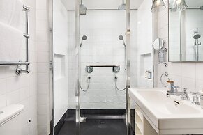 Kaya Great Northern Hotel