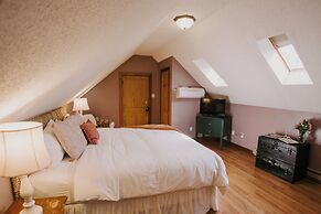 The Inn at Ragged Edge