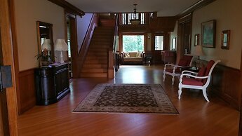 The Inn at Ragged Edge