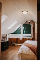 The Inn at Ragged Edge