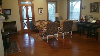 The Inn at Ragged Edge