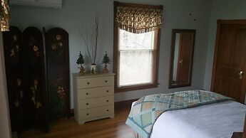 The Inn at Ragged Edge