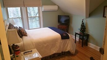 The Inn at Ragged Edge