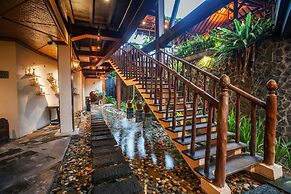 Junjungan Ubud Hotel & Spa