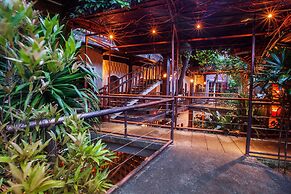 Junjungan Ubud Hotel & Spa