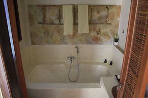 Junjungan Ubud Hotel & Spa