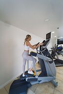 Holiday Inn Resort Grand Cayman by IHG