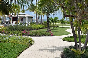 Holiday Inn Resort Grand Cayman by IHG