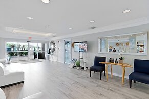 Holiday Inn Resort Grand Cayman by IHG