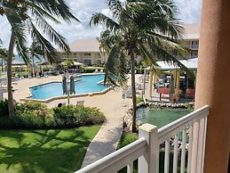 Holiday Inn Resort Grand Cayman by IHG