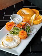 Holiday Inn Resort Grand Cayman by IHG