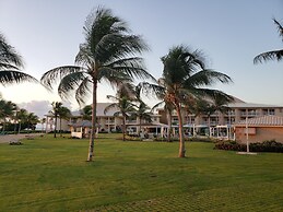 Holiday Inn Resort Grand Cayman by IHG