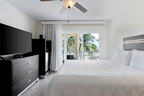 Holiday Inn Resort Grand Cayman by IHG