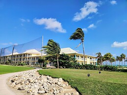 Holiday Inn Resort Grand Cayman by IHG
