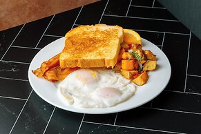 Holiday Inn Resort Grand Cayman by IHG