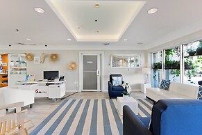 Holiday Inn Resort Grand Cayman by IHG