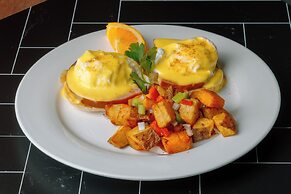 Holiday Inn Resort Grand Cayman by IHG