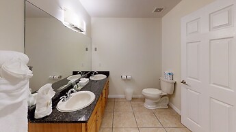 Holiday Inn Resort Grand Cayman by IHG