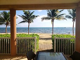 Holiday Inn Resort Grand Cayman by IHG