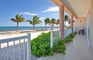 Holiday Inn Resort Grand Cayman by IHG