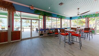 Holiday Inn Resort Grand Cayman by IHG