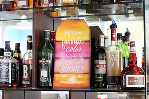 Holiday Inn Resort Grand Cayman by IHG