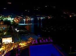 Caposkino Park Hotel