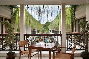 Seminyak Lagoon All Suites Hotel