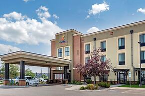 Comfort Suites Airport - University