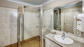 Edward Parry Motel & Apartments